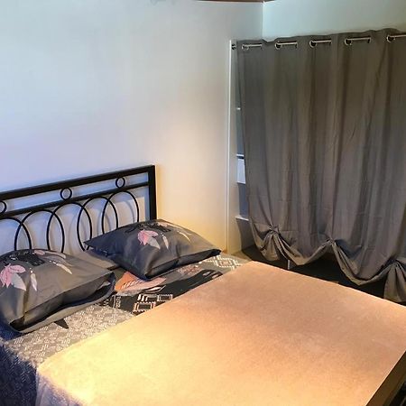 Appartement Le Flamboyant avec piscine chauffée 30° et Jacuzzi à Saint-André Extérieur photo